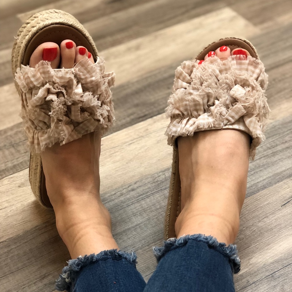 Frilly Espadrilles